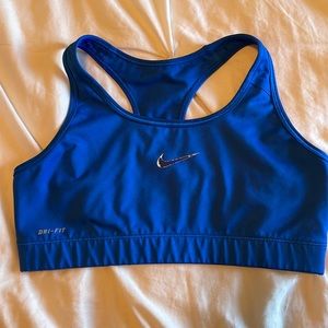 Nike swoosh sports bra M